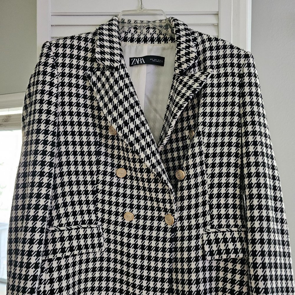 ZARA Herrigbone Black & White Blazer Jacket - LARGE - Gently Used